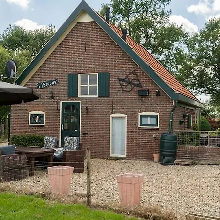 Horská chata Pothuus 2 Persoons Vrijstaand Met Vrij Uitzicht In De Achterhoek *